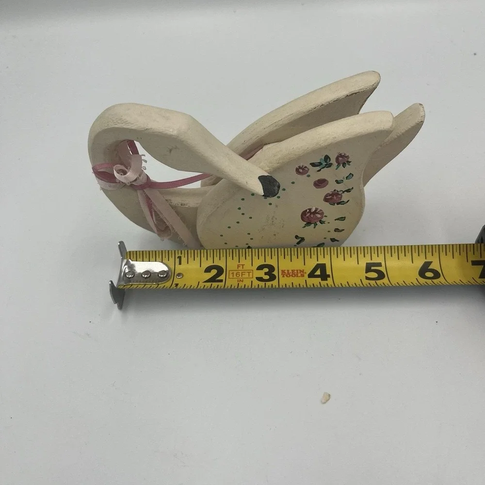 Vintage 1994 Wooden Swan Goose Decor Farmhouse Country Ducks Bow Cottage Shelf